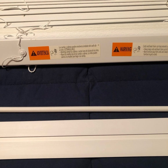 Heavy duty/quality white mini blind - Picture 14 of 16